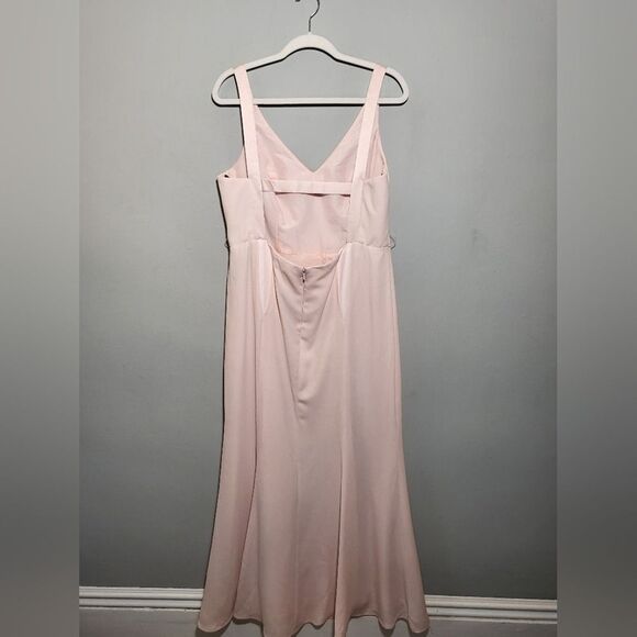 VERA WANG White NWT* | Maxi Length Gown | Blush Pink | size 12 - Picture 3 of 13
